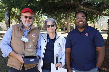 Distnguished Alumnus Award - D. Tadley DeBerry